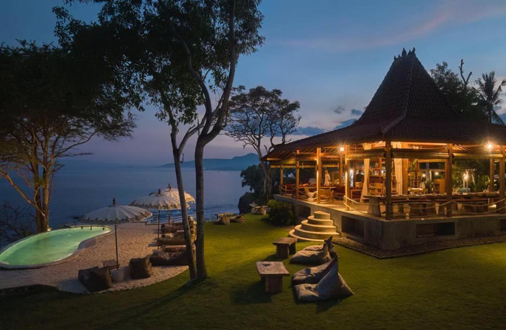 Bali Cliff Glamping Ξενοδοχείο Seraya Εξωτερικό φωτογραφία